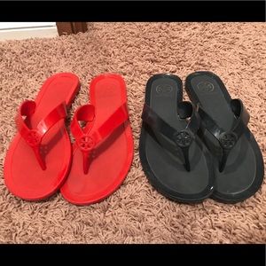 Tory Burch pair of sandals red and navy